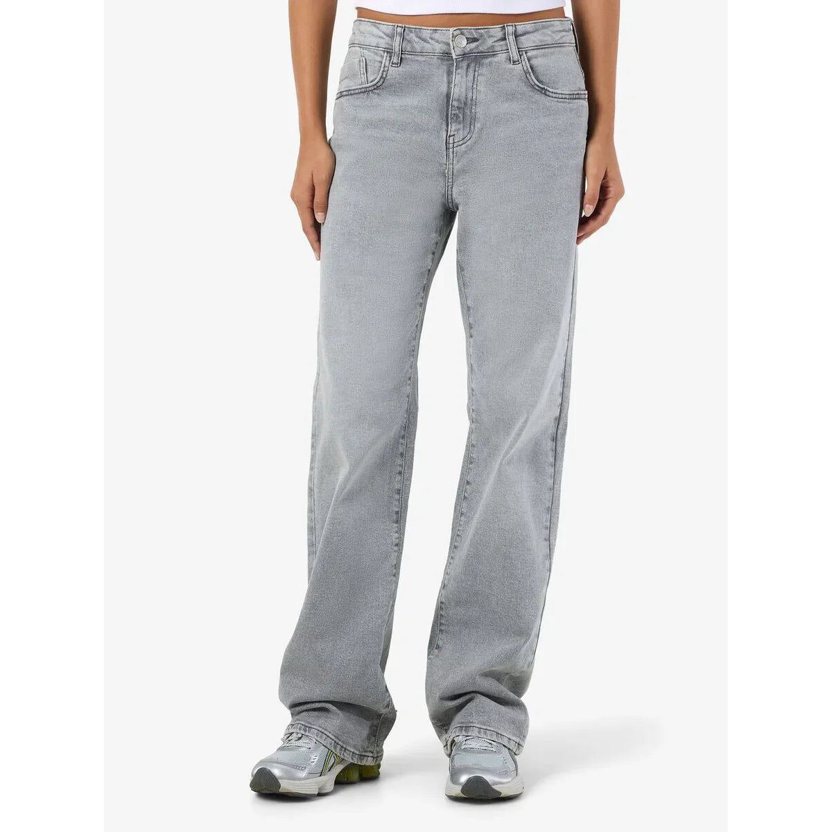 Noisy May Yolanda Mid-Waist Light Grey Straight Fit Jeans - Comfortable Denim - Gomix Brands Outlet